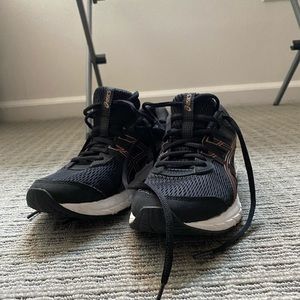 Asics barely worn black & rose gold tennis shoes